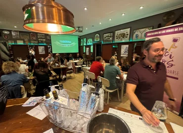 Cata de Vino a Ciegas por Parejas